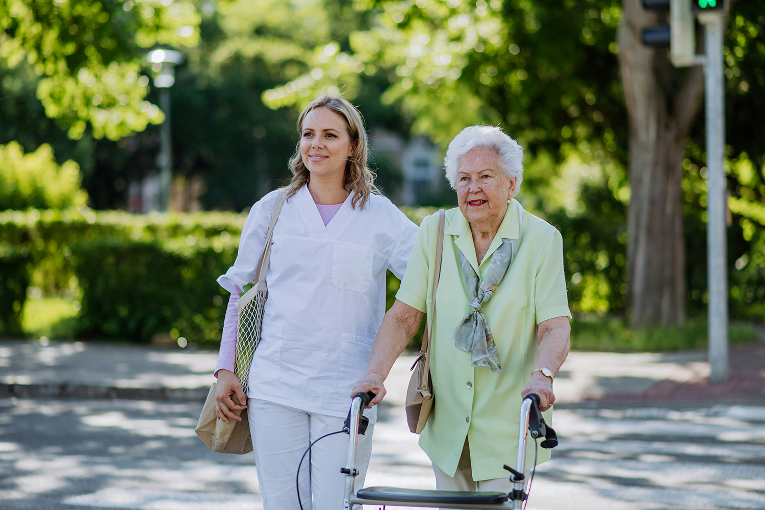 live in dementia carer